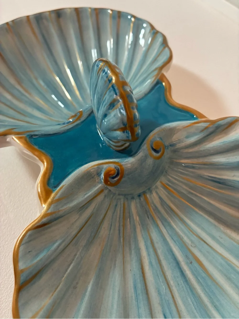 Certified International Playa Shells 3D 2-Section Ceramic Server Paul Brent